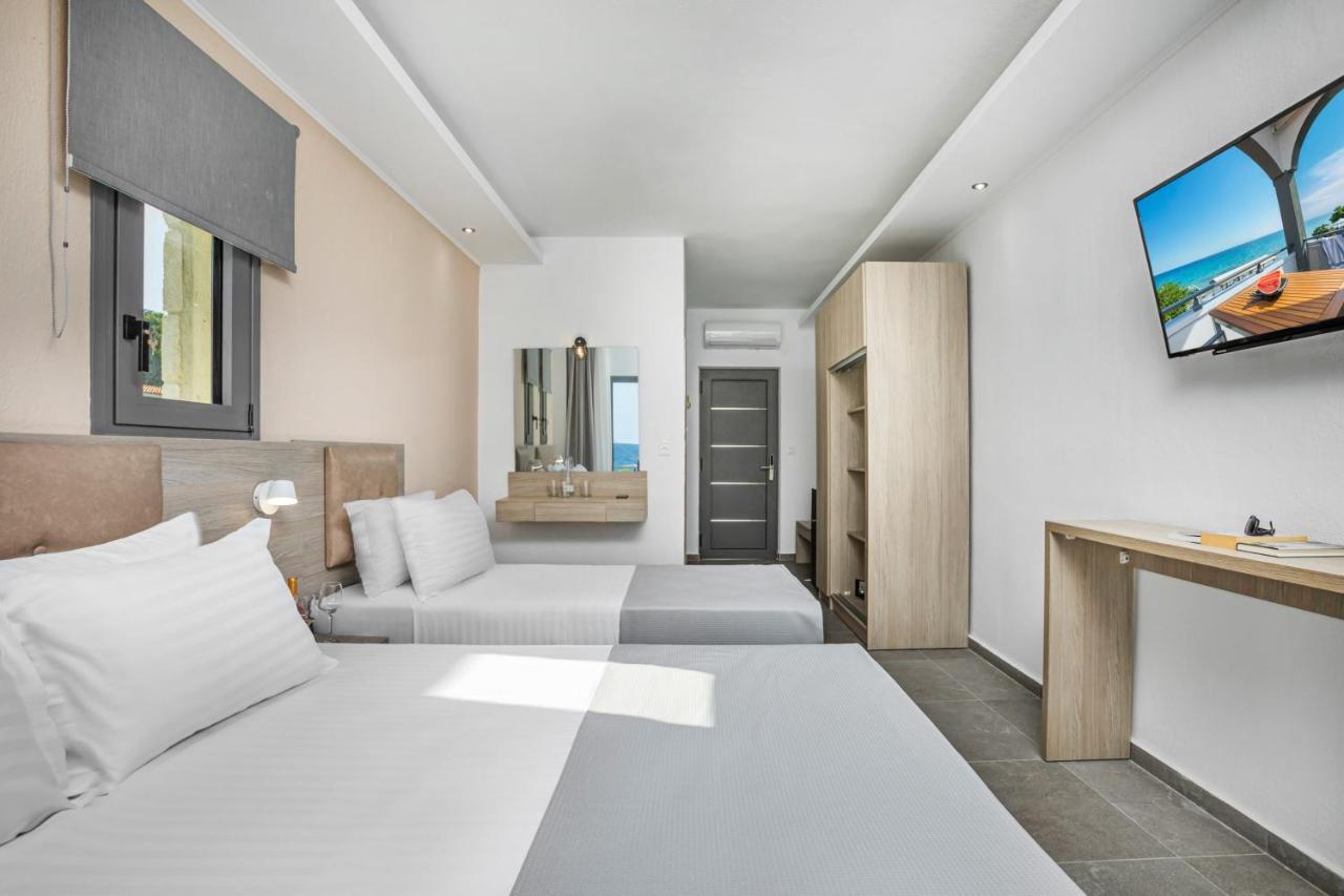 Newstory Suites Possidi Exterior photo